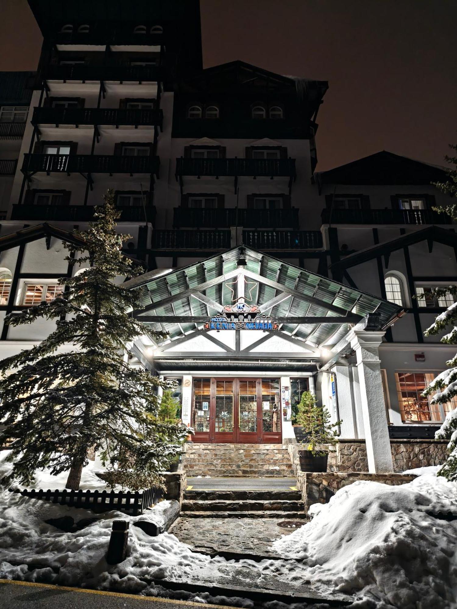 Hotel Kenia Nevada Sierra Nevada Exterior photo